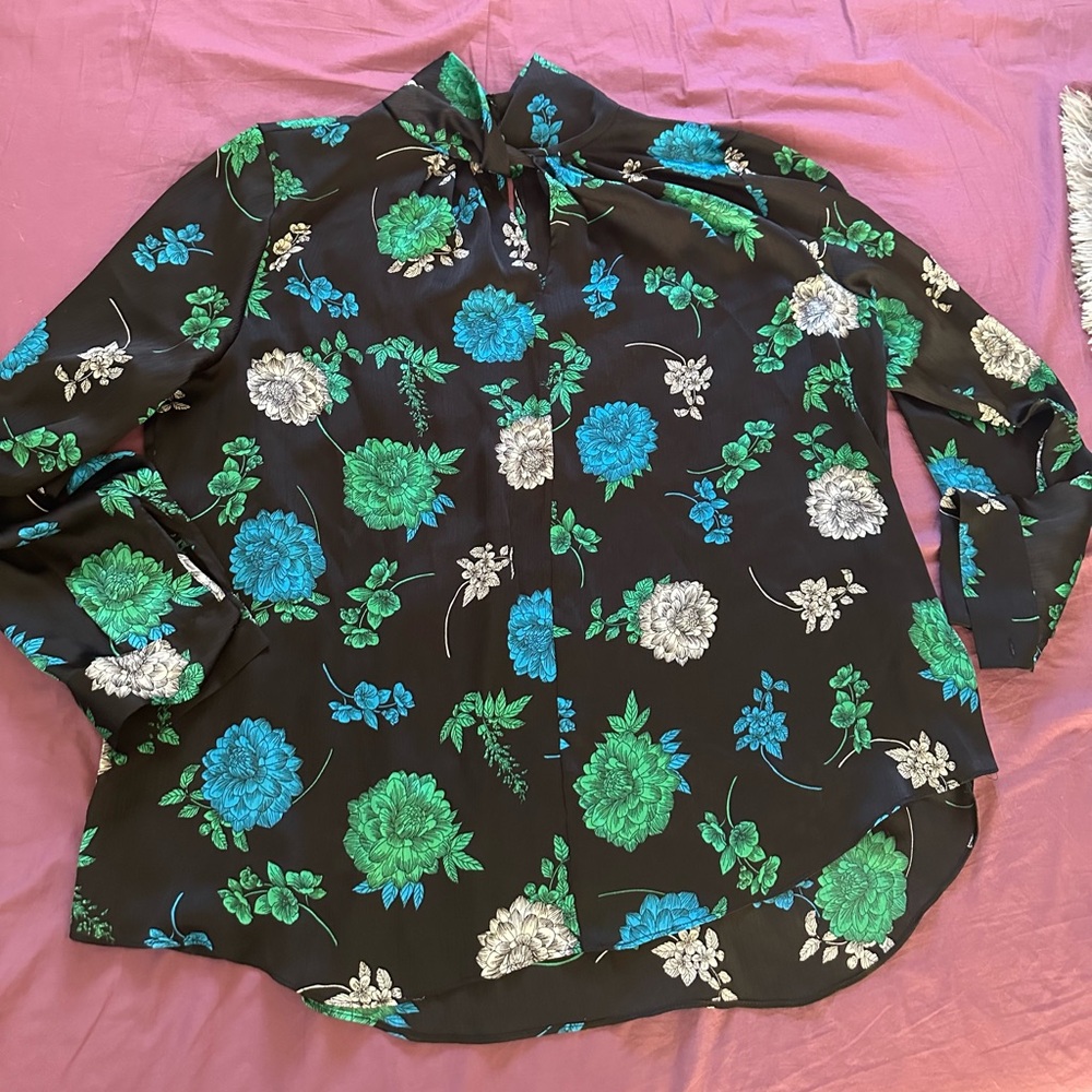 Vince Camuto Blouse size 1X